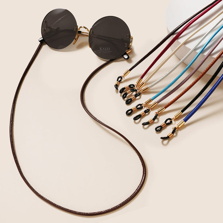 Adjustable Eyewear Retainer