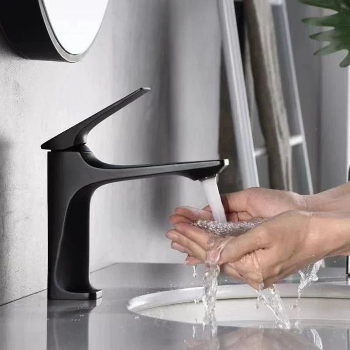Bathroom Tap – Single Lever Mixer with Chrome Finish