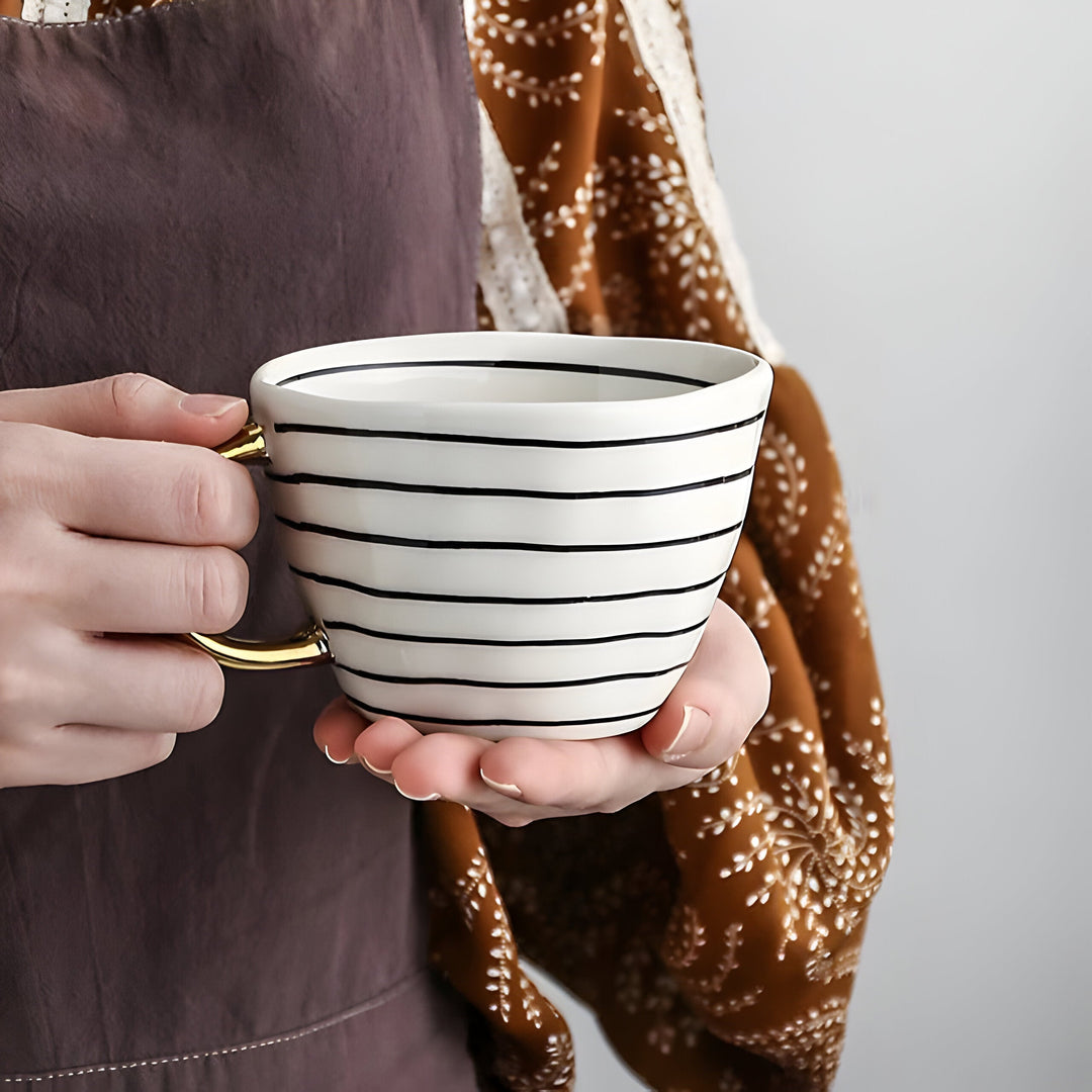 Ceramic Mug with Geometric Design – Stylish and Modern | Ideal for Coffee or Tea
