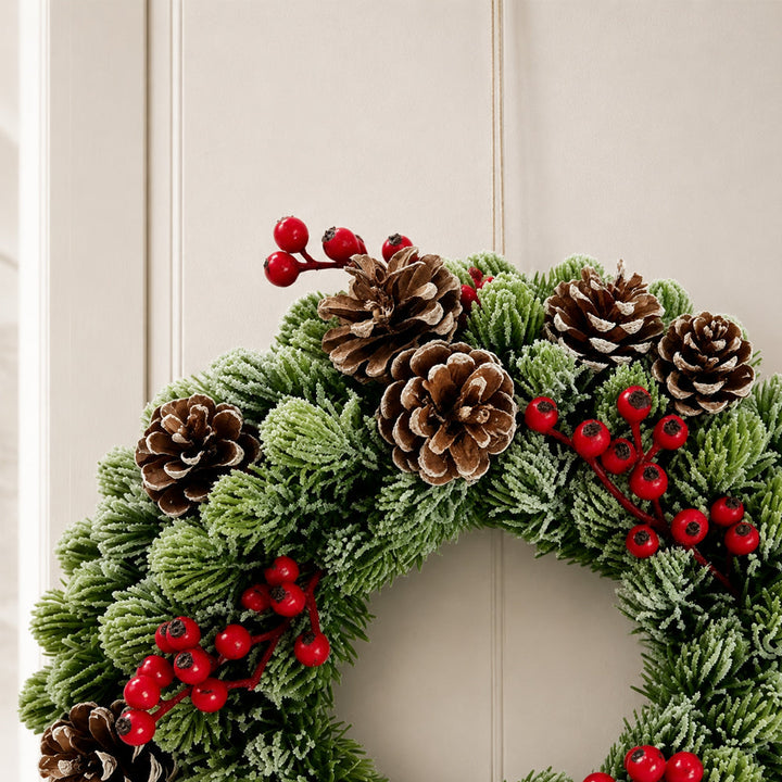 Christmas Wreath 33 cm – Snow Effect, Red Berries and Pinecones