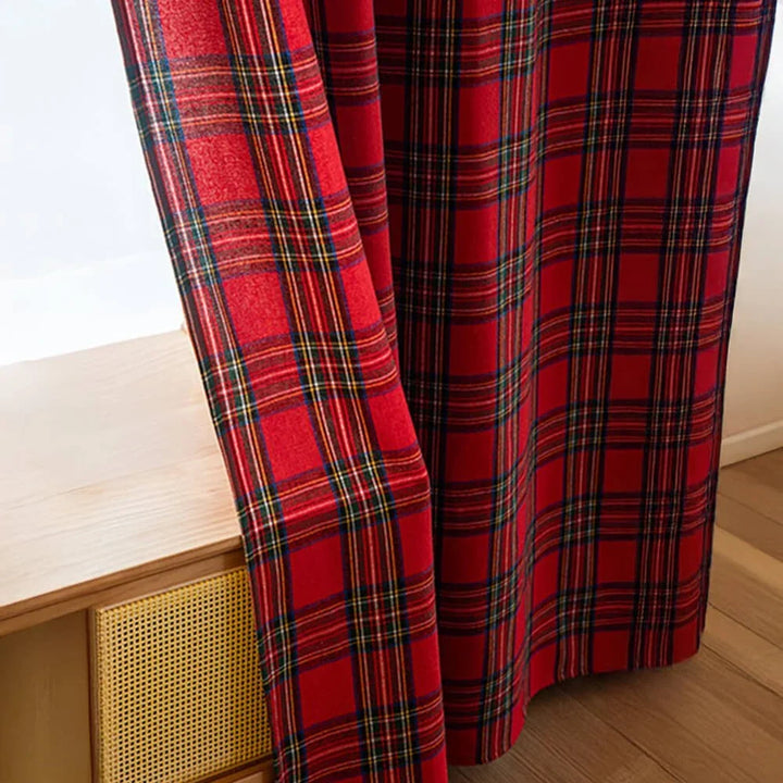 Classic Plaid Eyelet Polyester Curtains