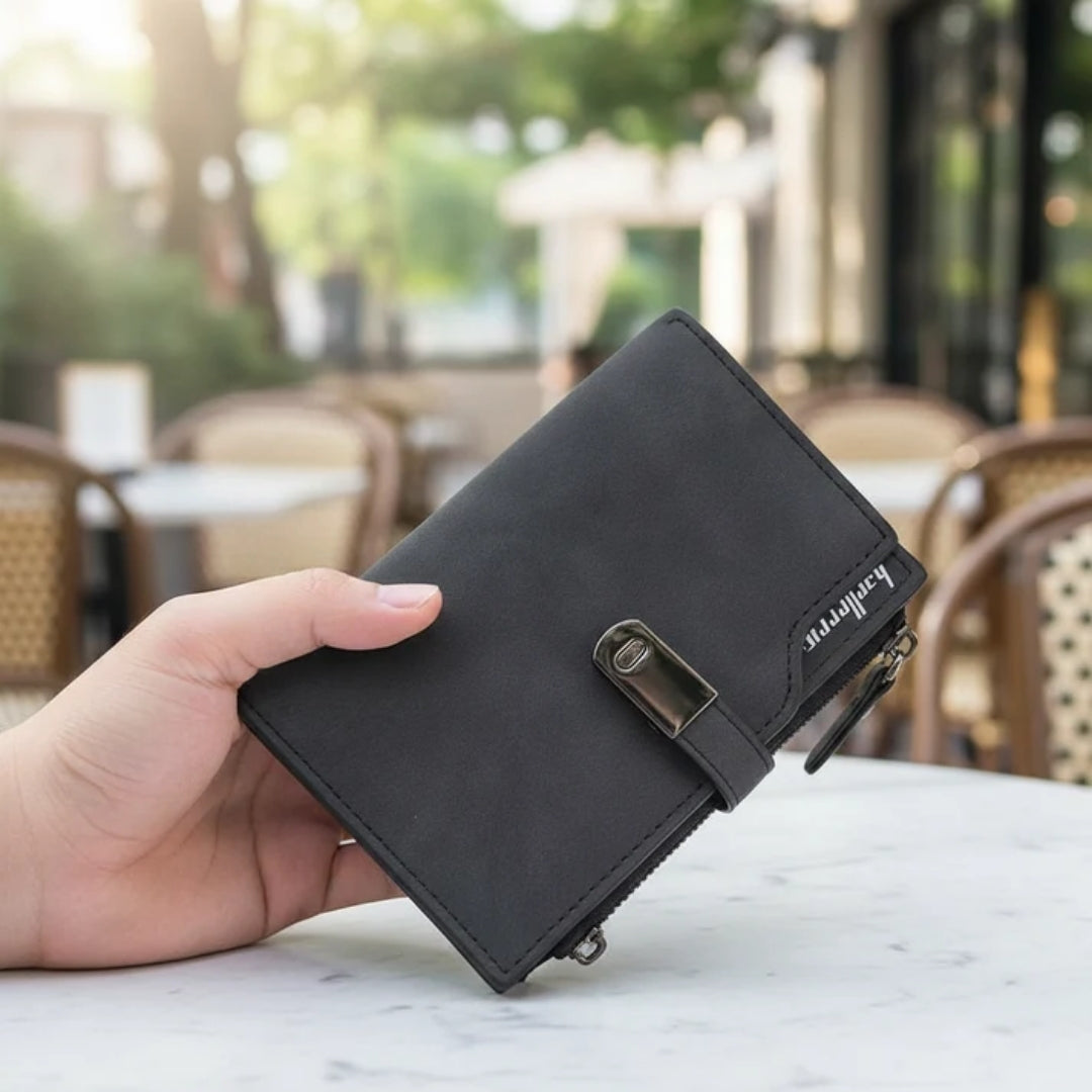 Compact Women&