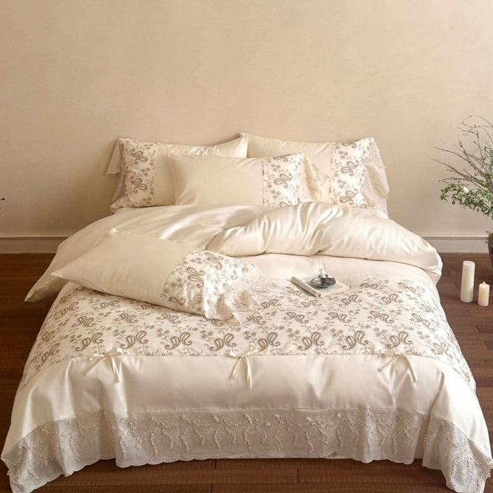 Cotton Sateen Bedding Set with Embroidery and Lace Trim