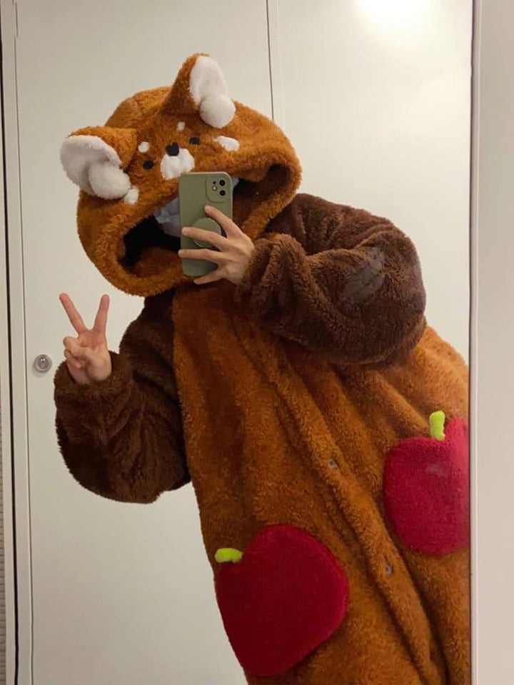 Cozy Cartoon Red Panda Pajama Set for Sleep and Comfort