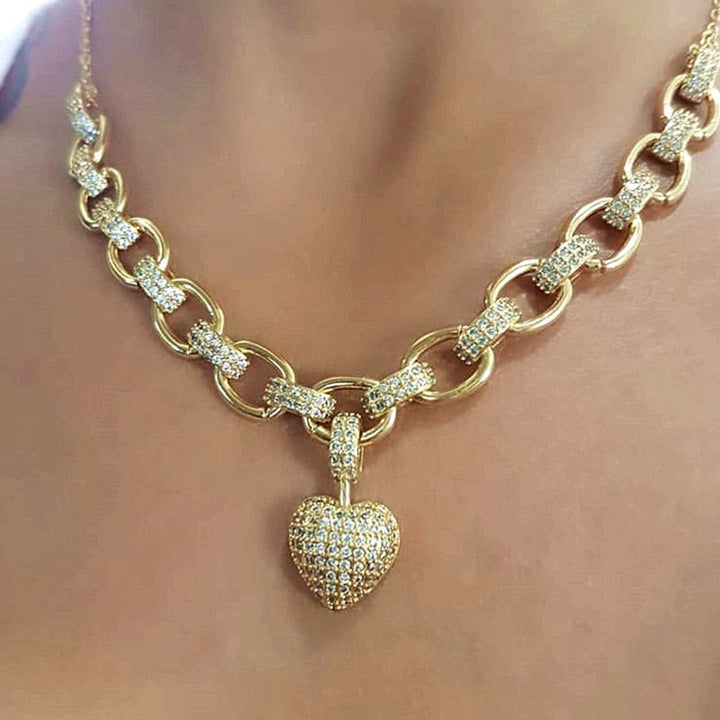 Elegant Heart-Shaped Zirconia Necklace - Stylish