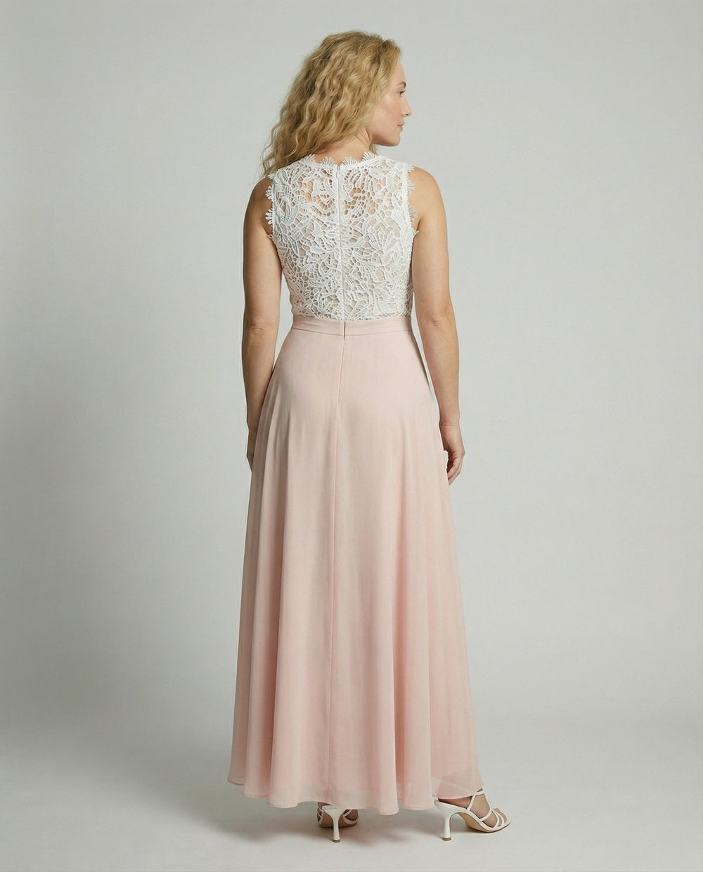 Elegant Women's Summer Dress Made of Lace for Summer | Niki