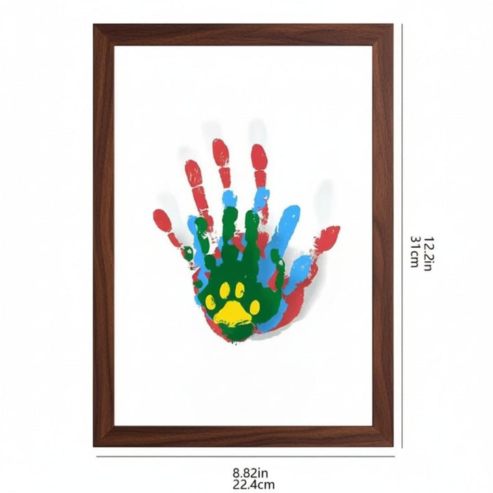 ETERNAL TRACES – Baby Memory Frame made of Wood with Clay for Hand &amp; Footprints