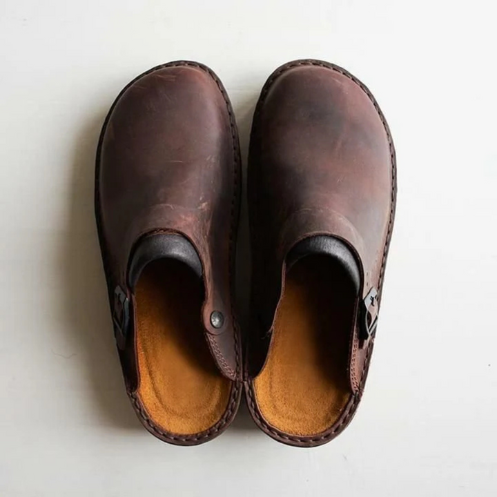 Everyday Clogs with Ergonomic Design