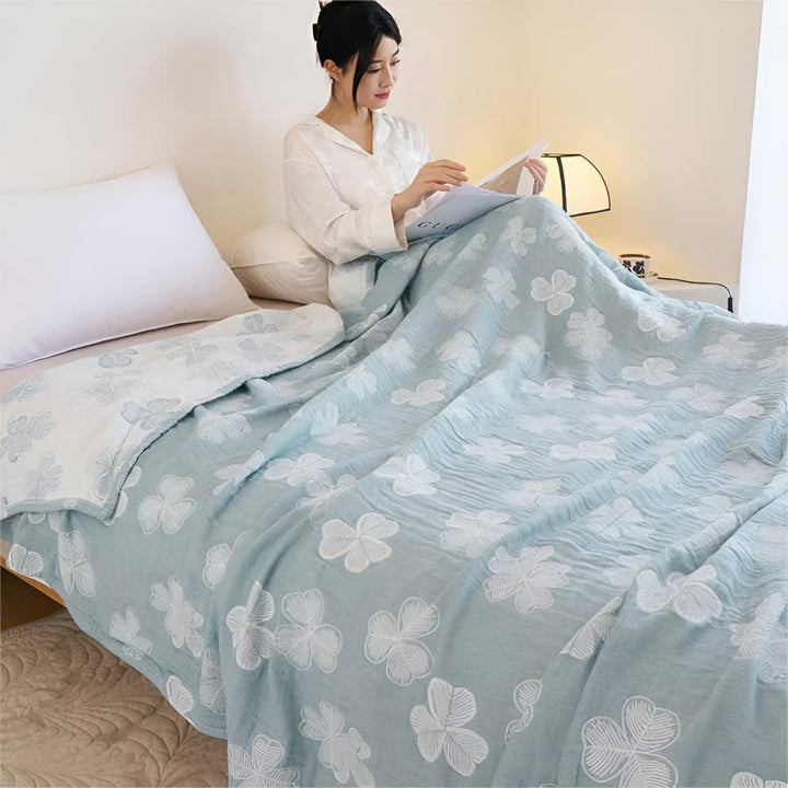 Four-Leaf Clover Cotton Blanket