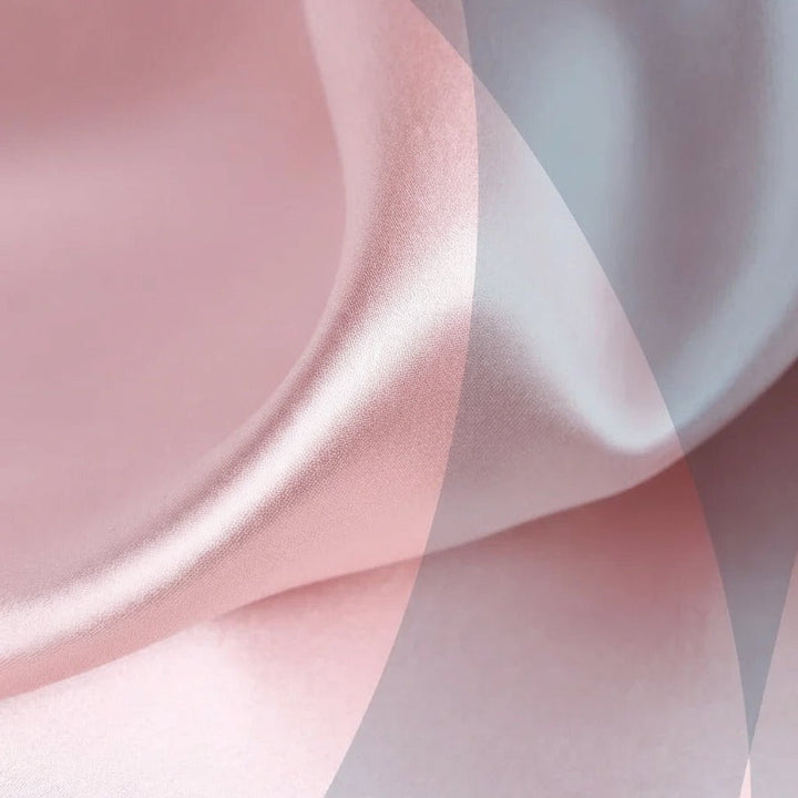 GLOSSNIGHT – Satin pillowcase for hair and skin care