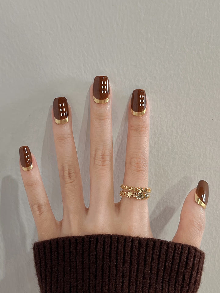 Glossy Press-On Nail Art Set