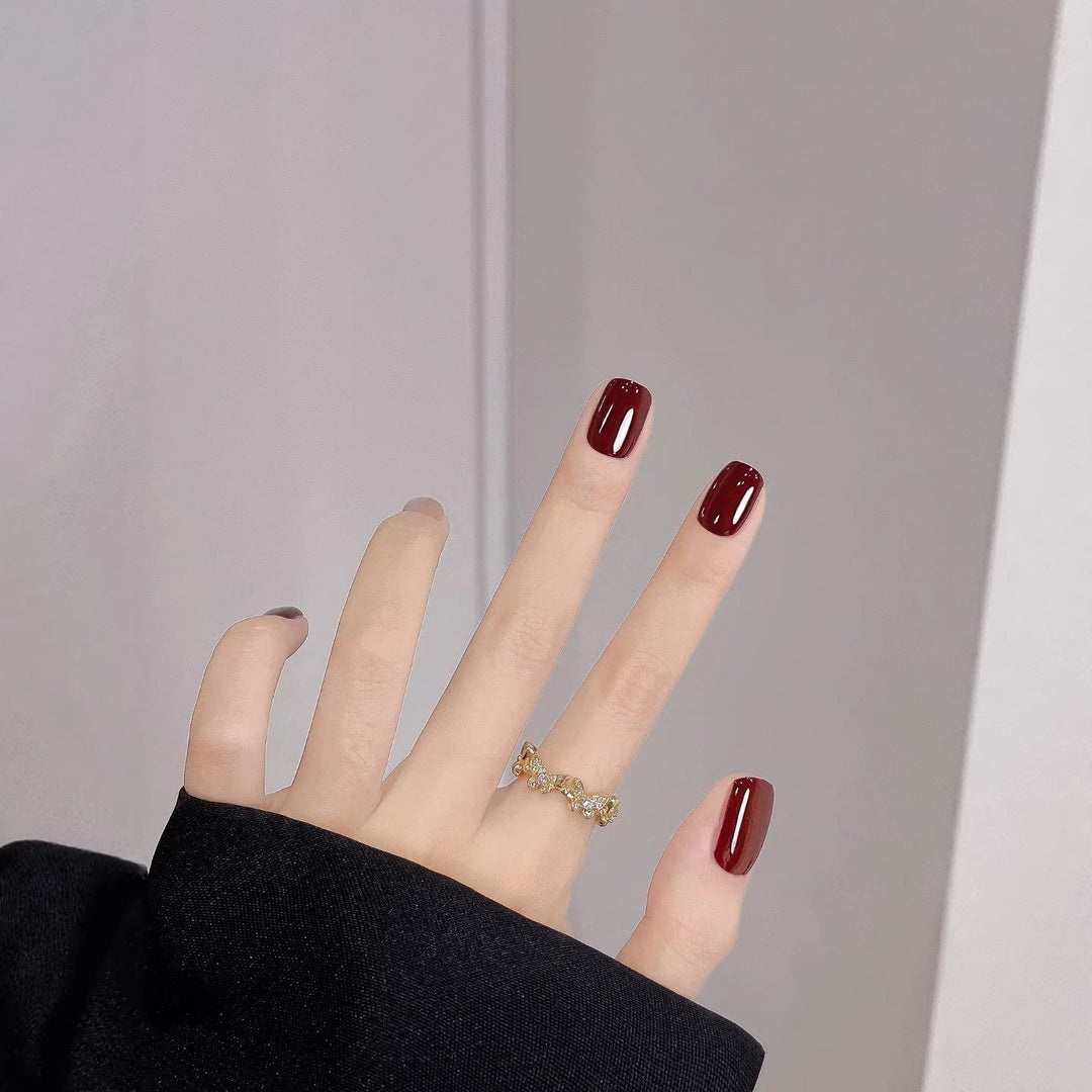 Glossy Press-On Nail Kit