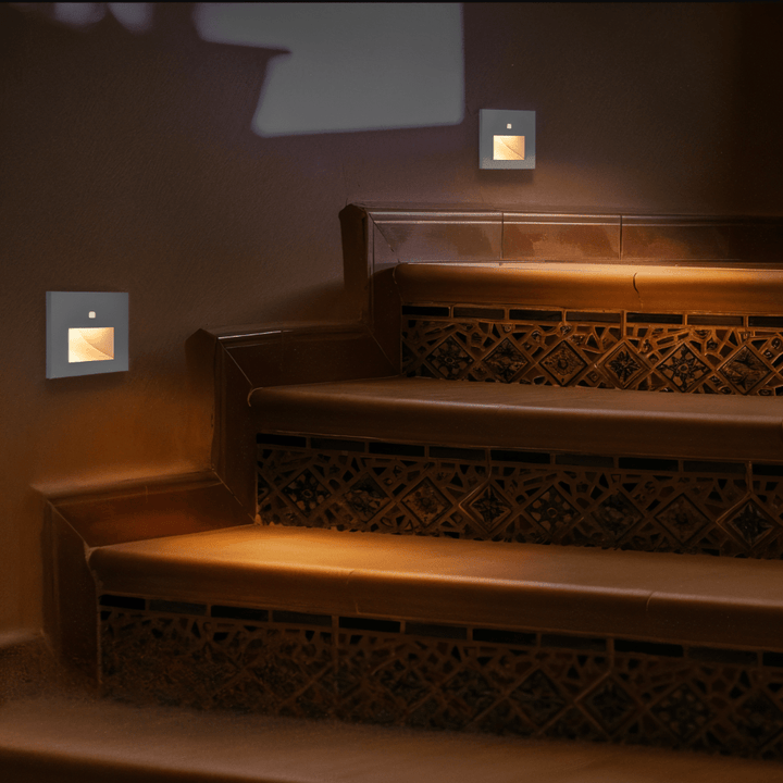 GLOWPATH – LED step light with motion detection for gentle ambient lighting