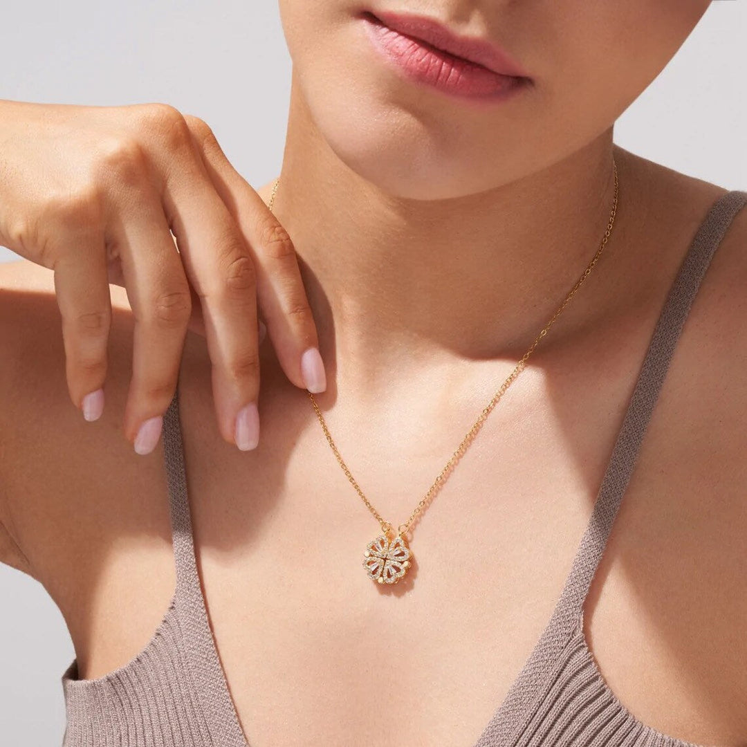Heart Necklace | Convertible Pendant | Sparkling Lucky Motif Eye-Catcher