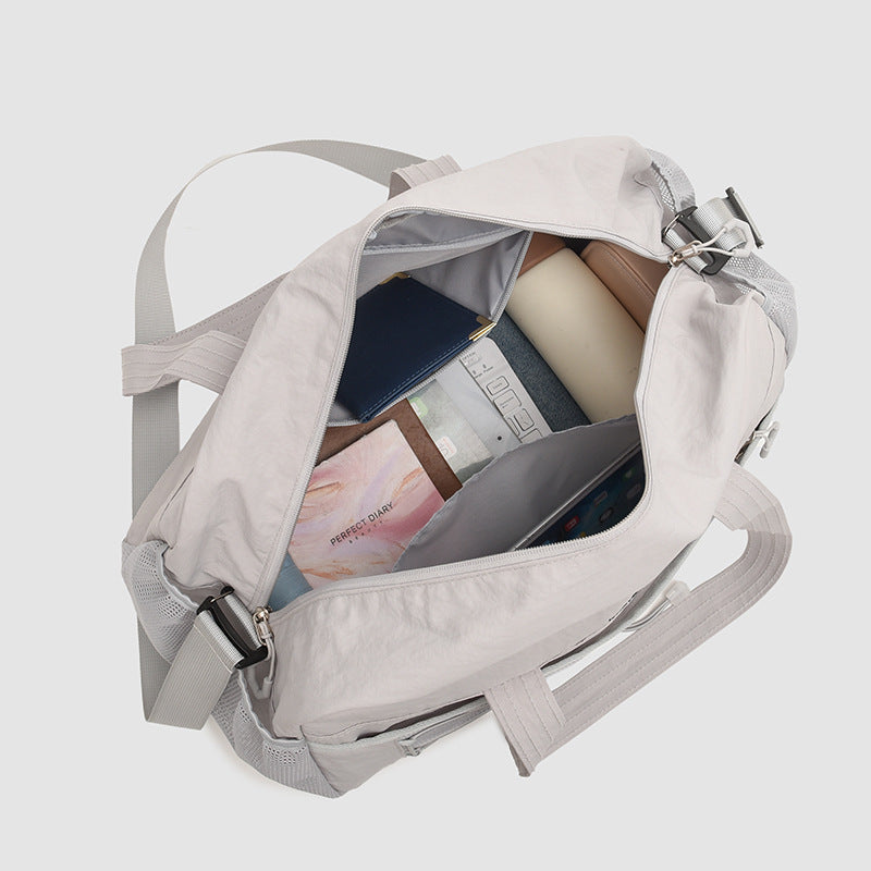 Lightweight Multi-Compartment Travel Duffel Bag