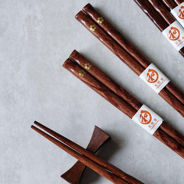 Miyabi | Golden Sakura Wooden Chopstick Set | Niki