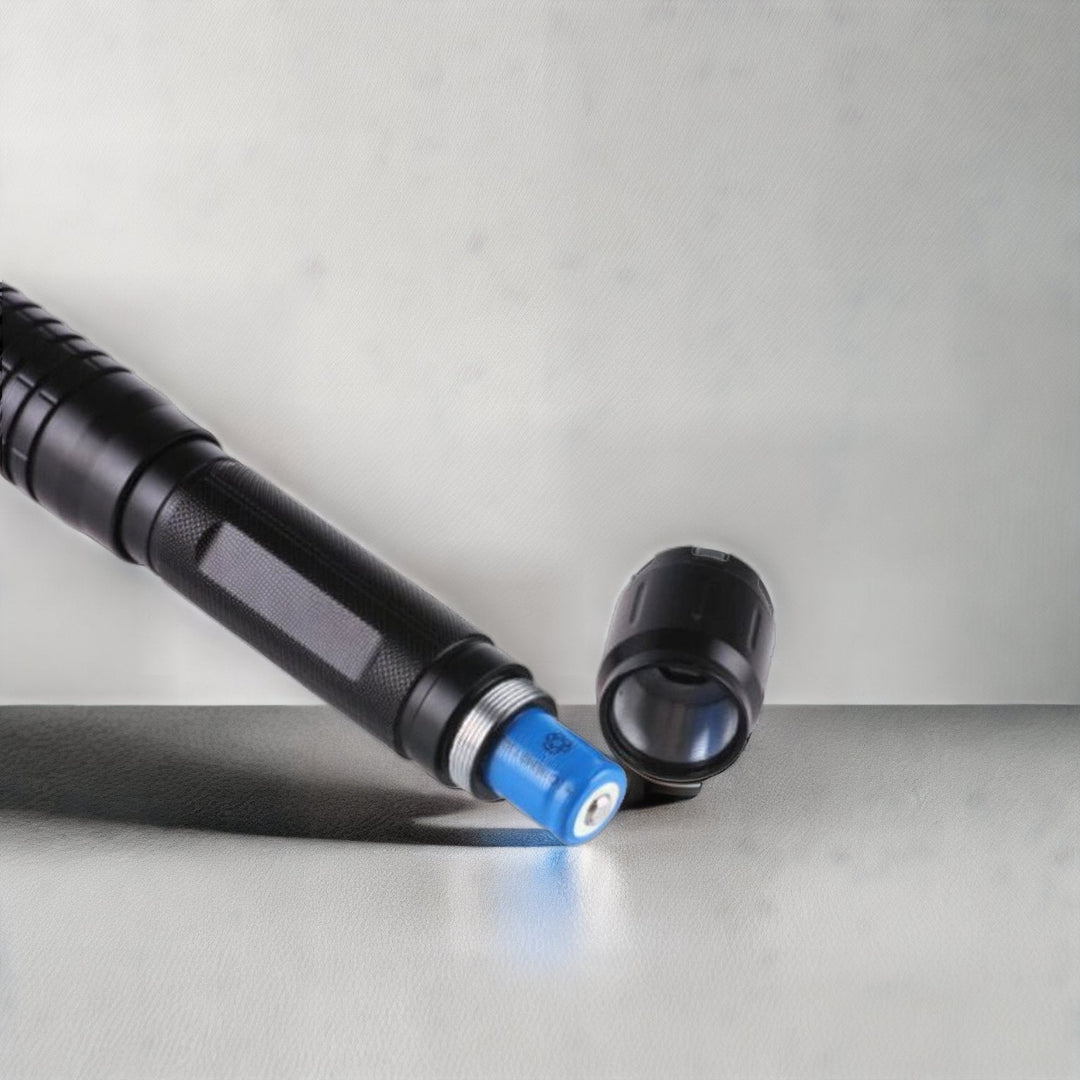 Niki | Blue Beam Laser Torch | 450nm High-Intensity Optical Output | Tactical 5000m+ Range | Adjustable Focus Aluminum Chassis | Thermal Ignition Capable Flashlight