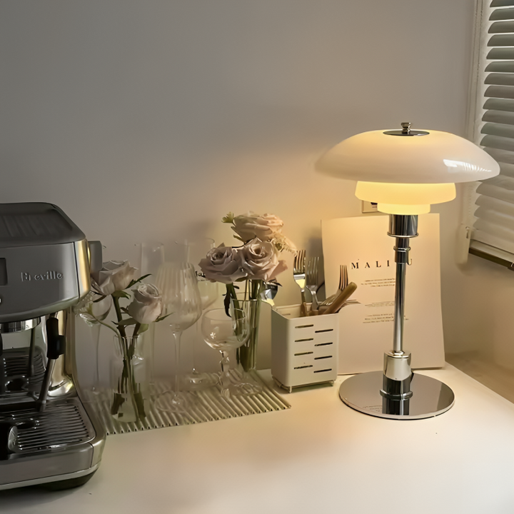 Niki | Dimmable Round Table Lamp