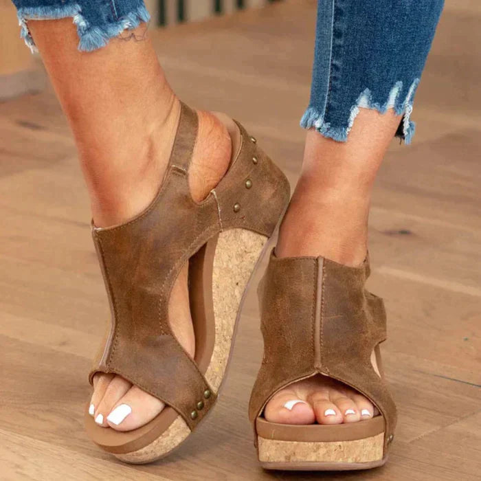 Niki Elegant and Comfortable Wedge Heels