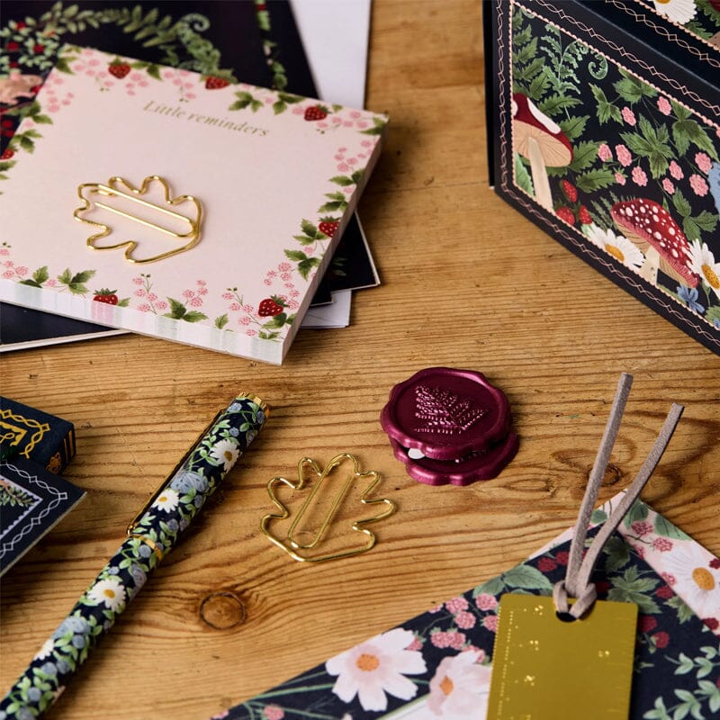 Niki | Exclusive Advent Calendar 2026 – Luxurious Stationery &amp; Office Supplies