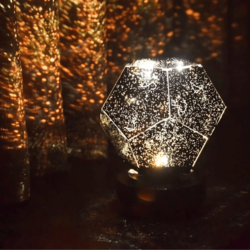 Niki | Galaxy Projector | Adjustable Light and USB | Multicolor