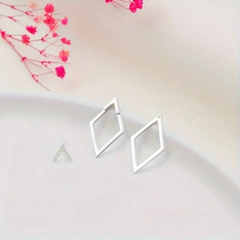 Niki | Geometric Arrow &amp; Diamond Ear Jackets