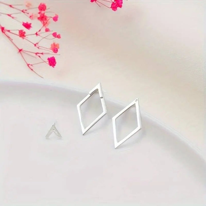 Niki | Geometric Arrow &amp; Diamond Ear Jackets