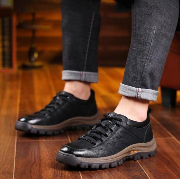 Niki | Hand-Stitched Men&