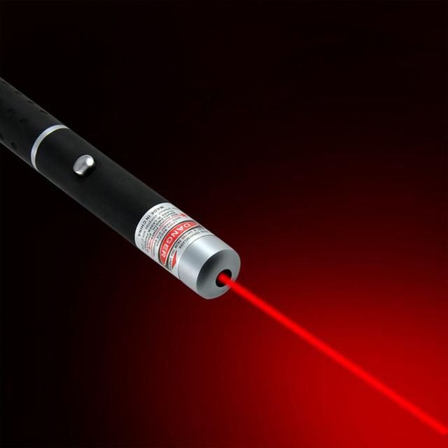 Niki | High-Performance Laser Pointer with Multiple Colors – Red, Green, Blue-Violet