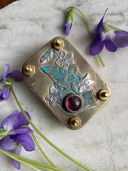 Niki | Mini Flower Press | Compact Botanical Keepsake Maker | Portable Craft Tool