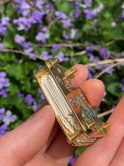 Niki | Mini Flower Press | Compact Botanical Keepsake Maker | Portable Craft Tool