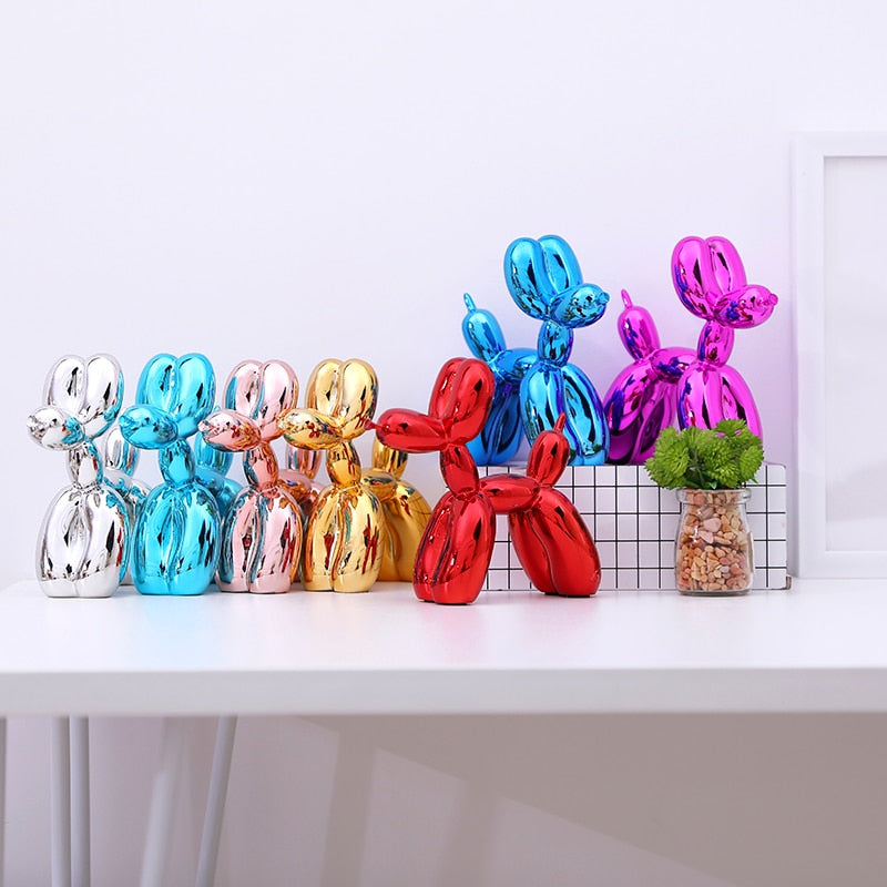 Niki – Modern Balloon Dog Sculpture with Metallic Surface