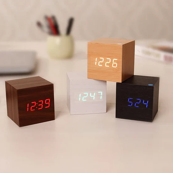 Niki | Modern Digital Wood Clock