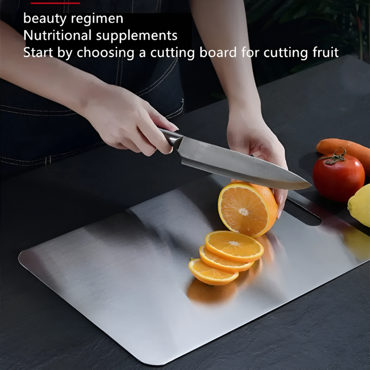 Niki | Titanium Cutting Board with Handle