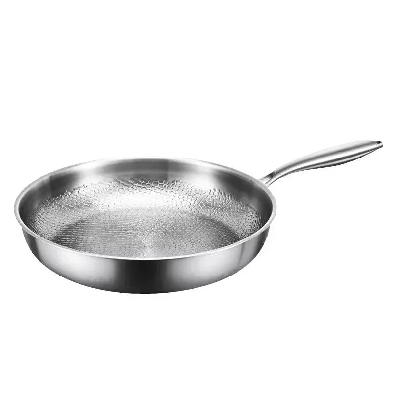 Niki | Titanium hammered non-stick frying pan for induction cooktops and everyday cooking