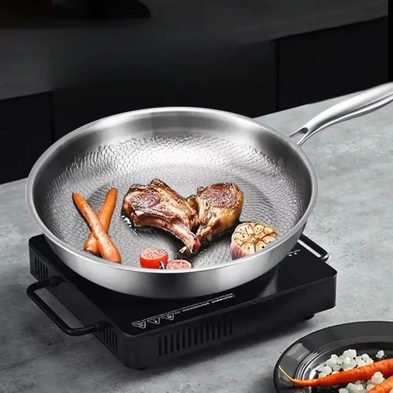 Niki | Titanium hammered non-stick frying pan for induction cooktops and everyday cooking