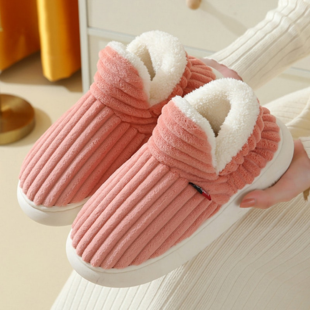 Niki | Unisex Plush Lined Slippers - Ribbed Detail