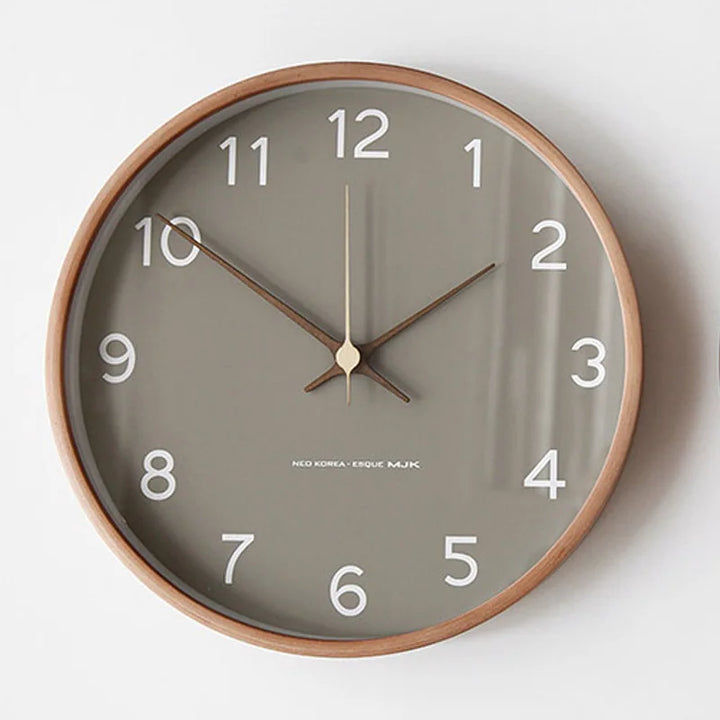 Niki | Wall Clock Made of Wood and Glass