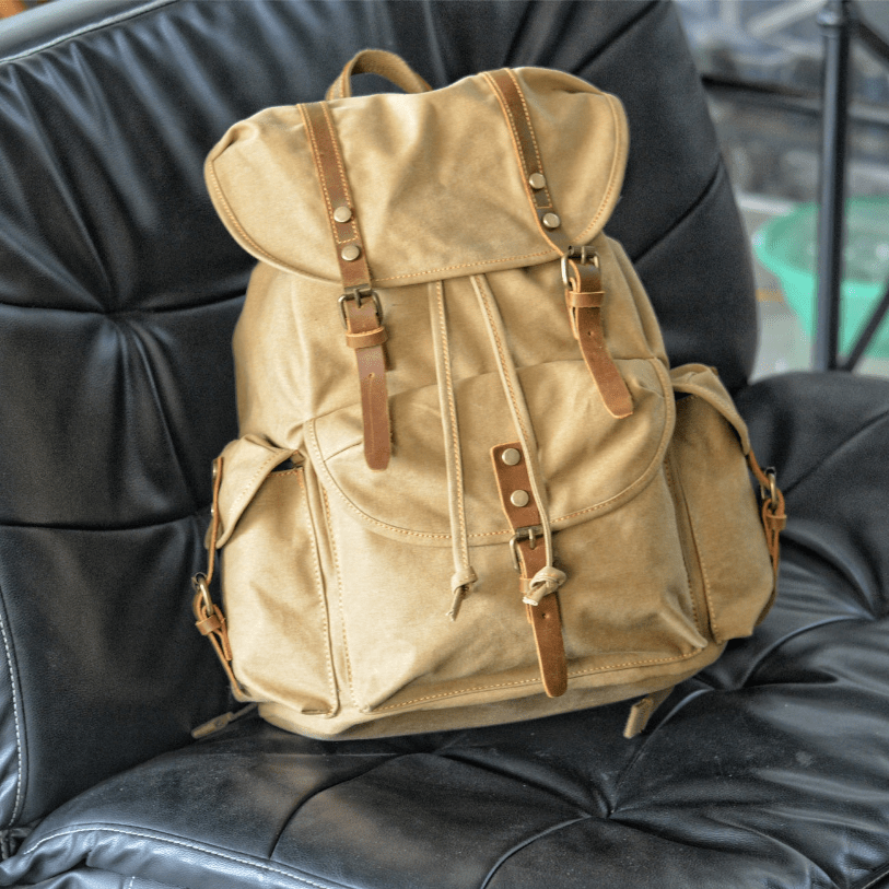 Niki | WessPack – Military Leather Bag Robust &amp; Reliable Backpack