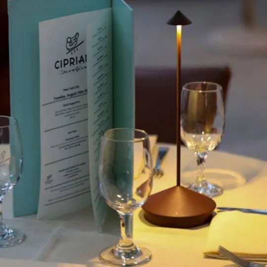 Niki | Wireless LED Table Lamp with Cone-Shaped Base