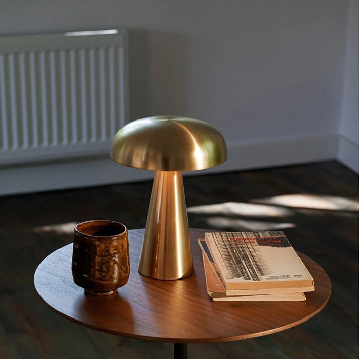 Niki | Wireless Table Lamp | Rechargeable Mushroom Design
