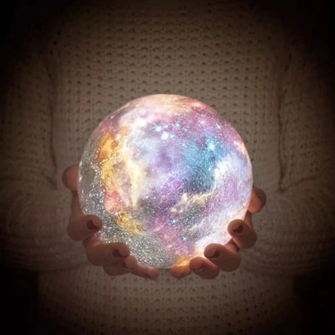 ORBITGLOW – Gentle, controllable moonlight in vibrant colors