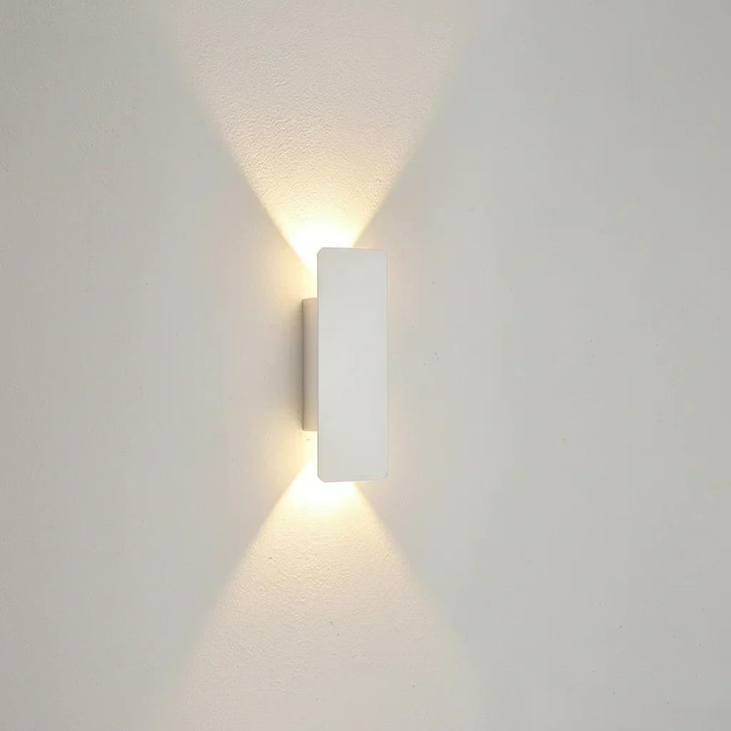 OUTGLOW – Waterproof LED Aluminum Wall Light for Indoor &amp; Outdoor