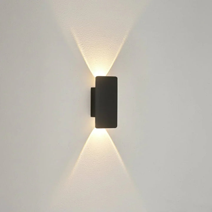 OUTGLOW – Waterproof LED Aluminum Wall Light for Indoor &amp; Outdoor