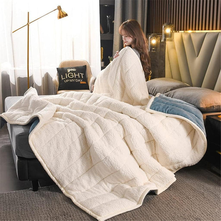 Plush Fleece Blanket | Extra Warm, Non-Electric &amp; Machine Washable