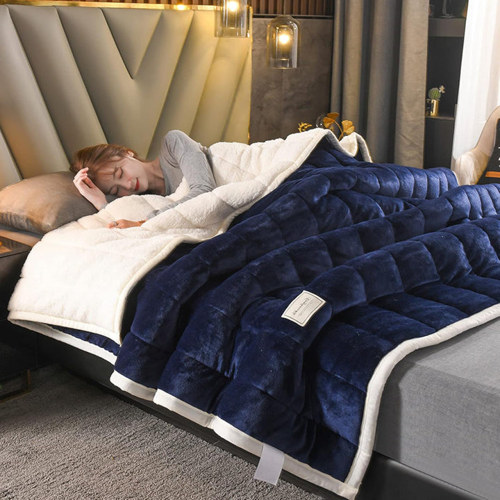 Plush Fleece Blanket | Extra Warm, Non-Electric &amp; Machine Washable