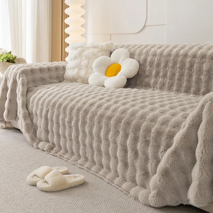 Plush Throw for a Cozy Interior
