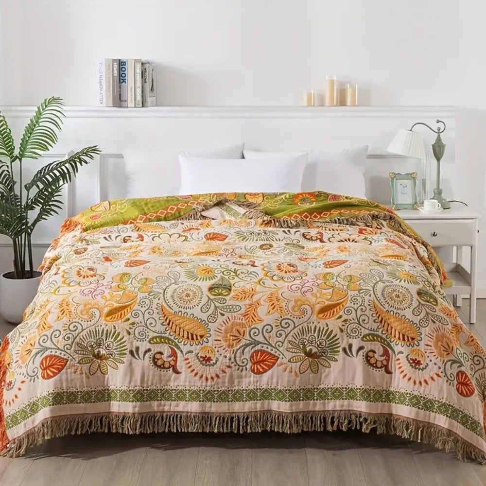 Reversible Bohemian Blanket: Soft Comfort with Floral Pattern