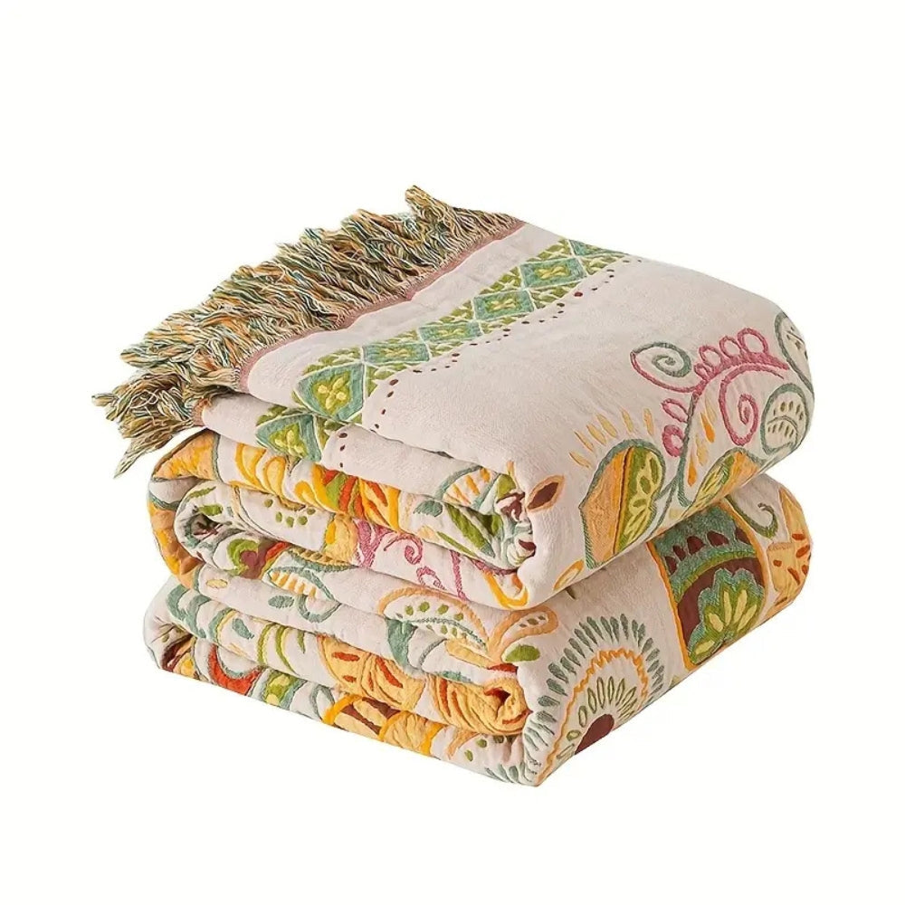 Reversible Bohemian Blanket: Soft Comfort with Floral Pattern