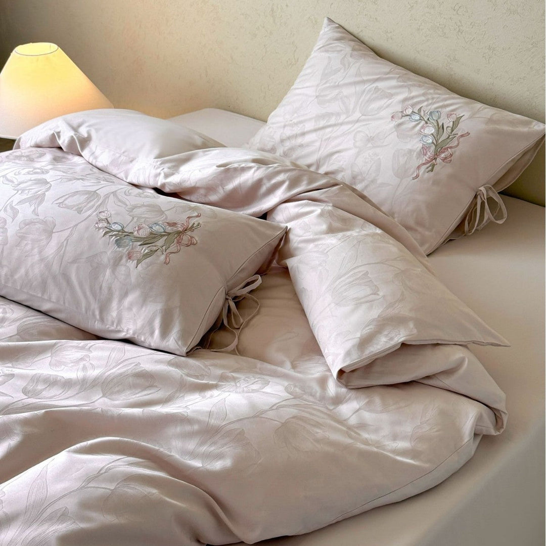 Satin Bedding Set with Floral Jacquard Texture and Fine Floral Embroidery
